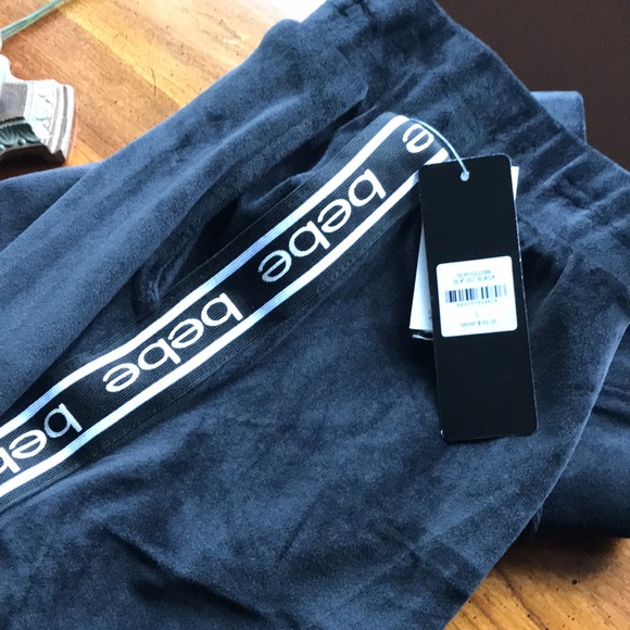 SOLD - NWT Bebe Sport Black Velour Jogger - Large - Picture 5 of 14